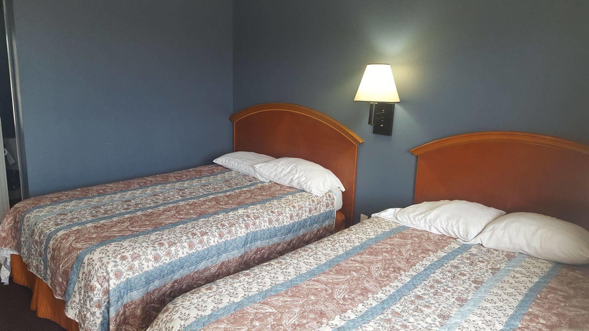 Travel Inn Шаронвилл Экстерьер фото